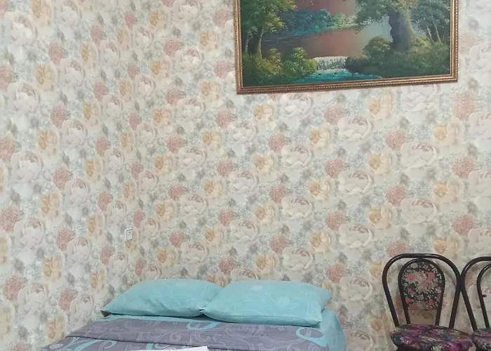 рядом с жд вокзалом привоз * Odessza