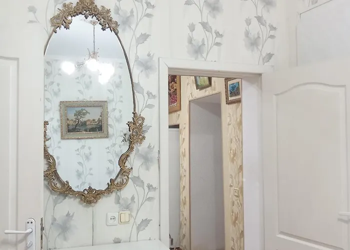 рядом с жд вокзалом привоз * Odessa